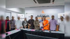 Rahmad Mega, vokalis kumpulan Mega, sertai Parti Amanah Negara.