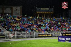 Lebih 20,000 peminat saksikan perlawanan persahabatan Ex-TRW dan Ex-Selangor.