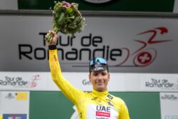 Joao Almeida raih kejuaraan Jelajah Switzerland 2025 dengan cemerlang.