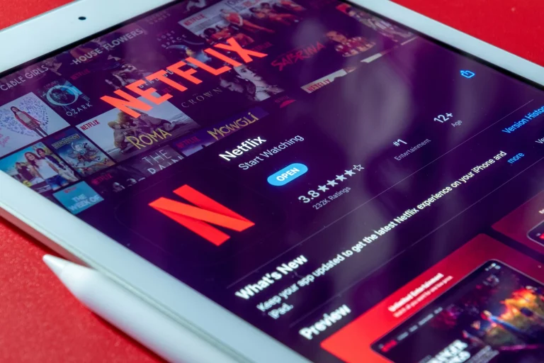 Netflix tambah saluran TV Perancis, akses siaran langsung melalui platform.