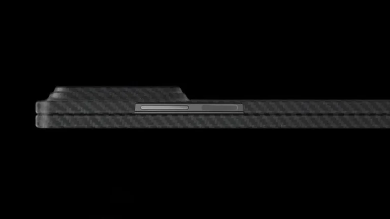 Samsung Galaxy Z Fold7 hadir dengan rekaan lebih nipis dan bonggol kamera besar.