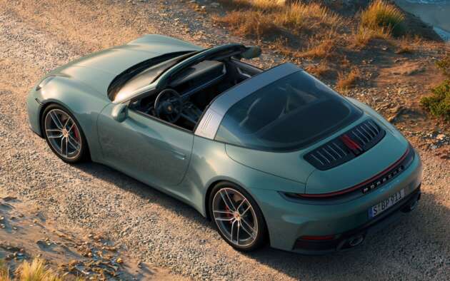 992 Porsche 911 Carrera 4S, Targa 4S facelifts debut &ndash; 480 PS 3.0L biturbo boxer six-cylinder; GTS brakes
