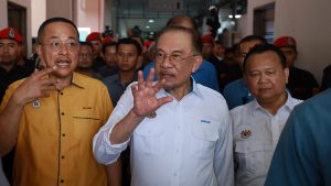 PM ingatkan rakyat Terengganu jangan terpengaruh dakwaan kerajaan.