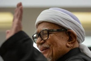 Abdul Hadi Awang pertahan jawatan presiden Pas September ini.