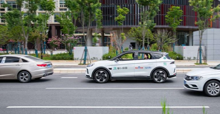 Baidu&rsquo;s Apollo Go robotaxi service to launch in Singapore, Malaysia end-2025 &ndash; driverless taxis soon?