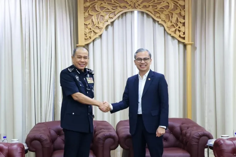 Kerjasama PDRM dan Kementerian Komunikasi atasi penyebaran maklumat palsu.
