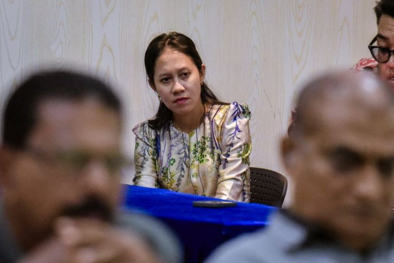 Panduan mengenai penggunaan kuki dan privasi di laman web.