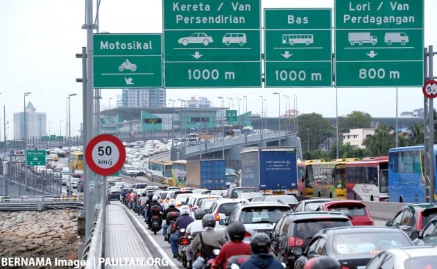 No VEP, RM300 fine &ndash; enforcement of Vehicle Entry Permit for SG cars entering Malaysia starts tomorrow